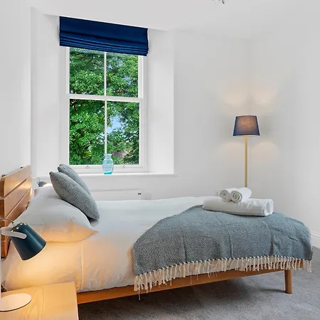Apartment Elegant 2 Bed Retreat In Ford Park - Pass The Keys Ulverston
