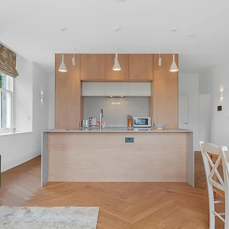 Apartman Elegant 2 Bed Retreat In Ford Park - Pass The Keys