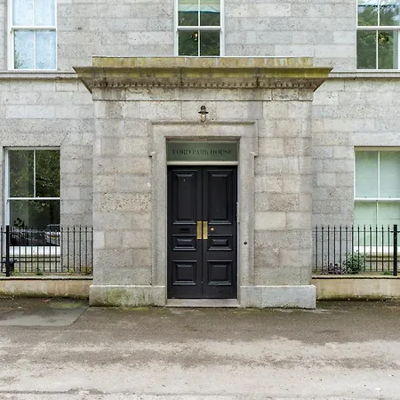 Apartment Elegant 2 Bed Retreat In Ford Park - Pass The Keys