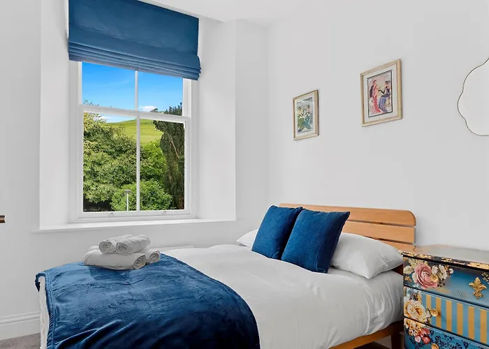 Elegant 2 Bed Retreat In Ford Park - Pass The Keys Apartment Ulverston